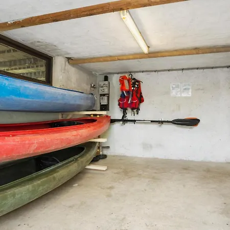 4 Bedroom Gorgeous In Prázdninový dům